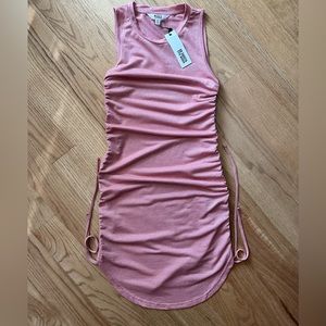 BB Dakota Dress, size XS, Peach Cluster, Brand New with Tags